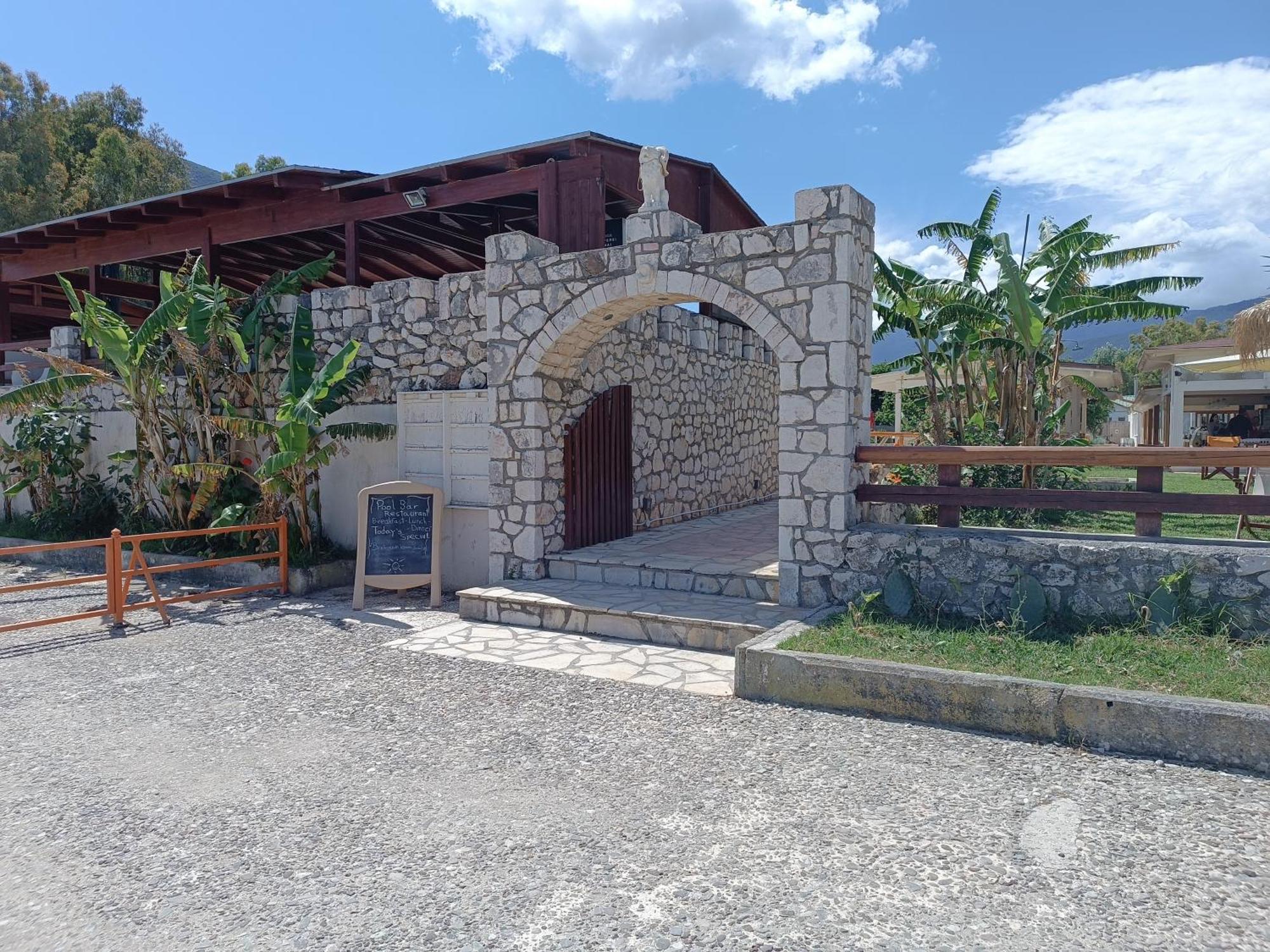 Camping Karavomilos Számi Kültér fotó
